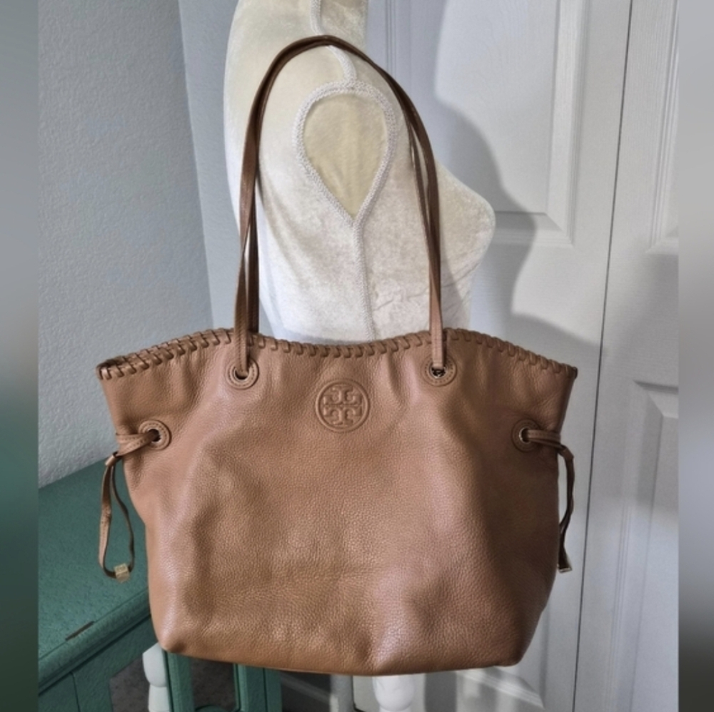 ​Tory Burch Royal Tan Pebbled Leather Marion East-West Tote Bag - Picture 3 of 14